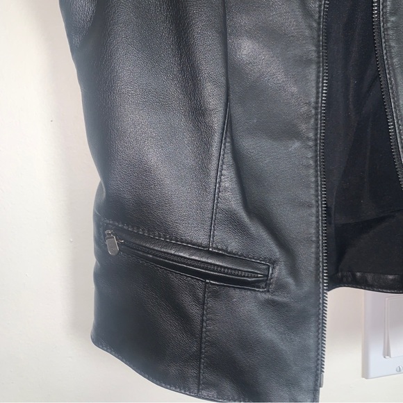 The Leather Ranch Leather Vest Women’s Size S Black Zippered 2 front zip pockets - Picture 2 of 4